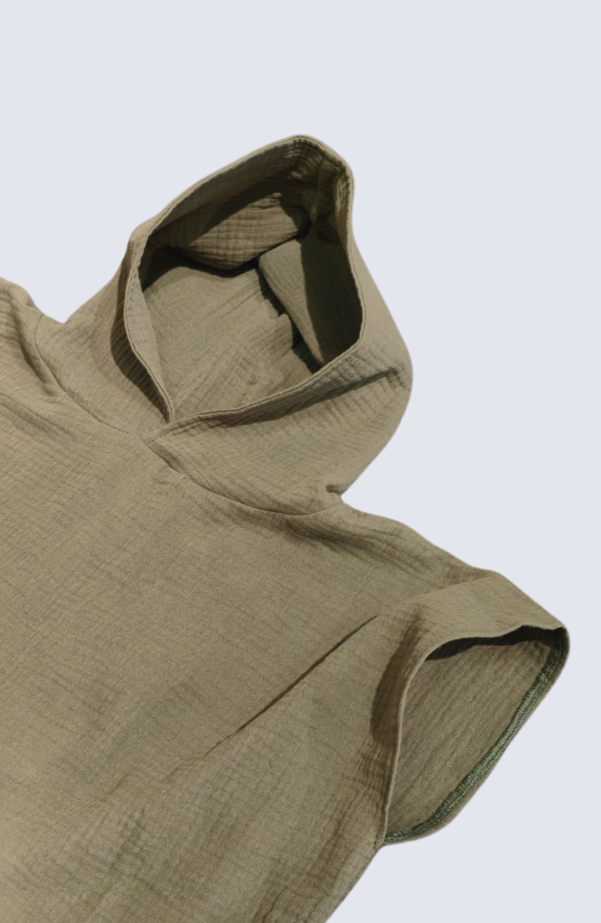 Bade-Poncho aus Bio-Musselinstoff